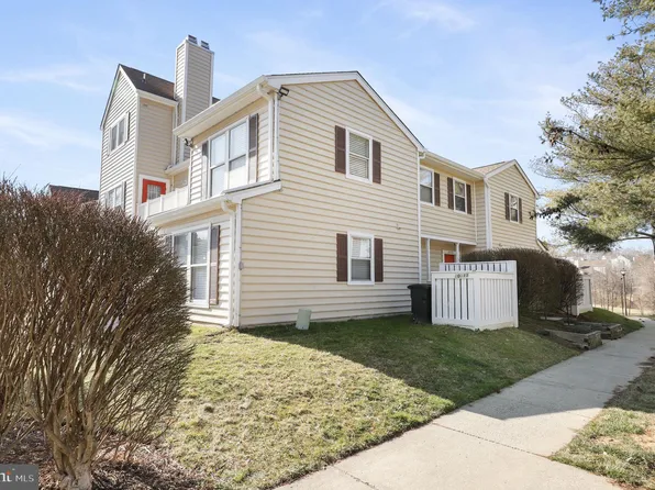 20218 Halethorpe Ln #215, Germantown, MD 20876