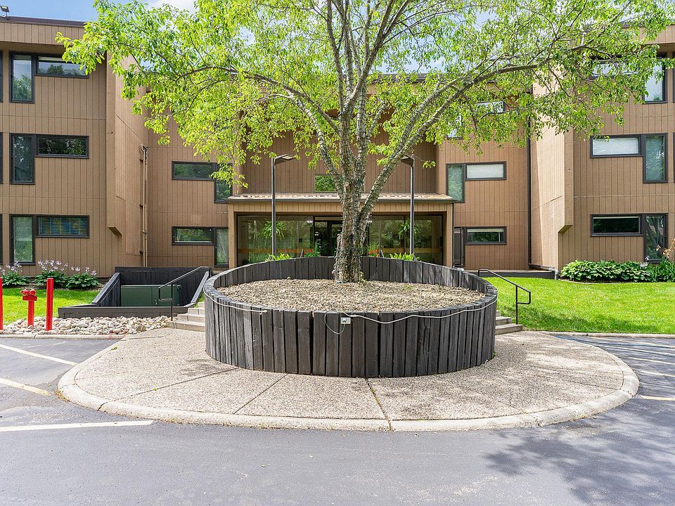 1st image of 705 E Burnsville Pkwy APT 105