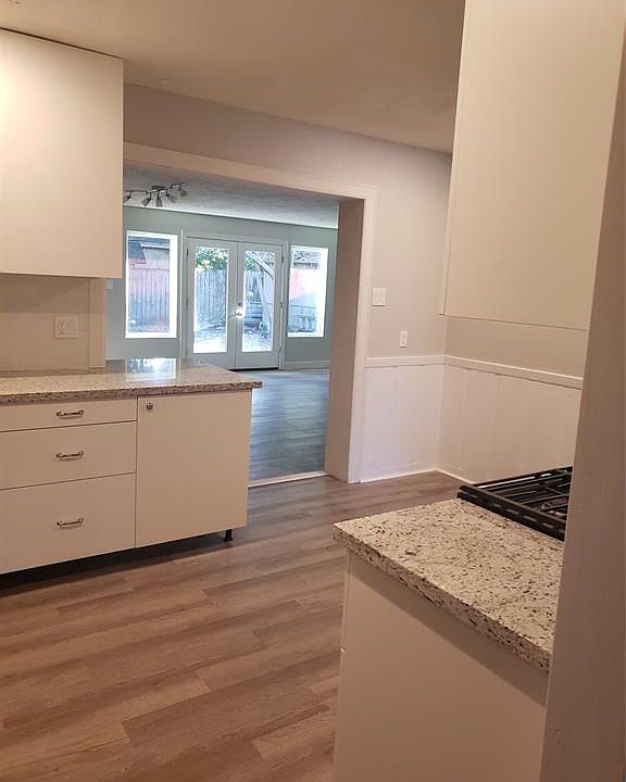 1st image of 5125 De Milo Dr