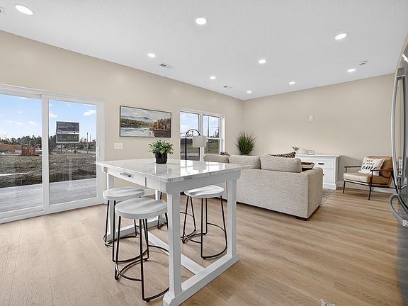 5th image of 1327 Trimble Rd