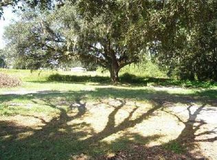 2906 Sparkman Rd, Plant City, FL 33566