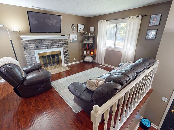 5th image of 14916 Josephine St