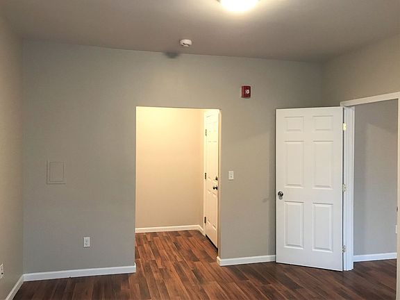 2nd image of 430 Greenfield Ave #301-7