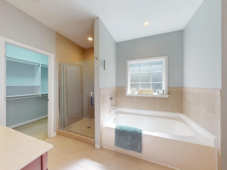 385 Central Dr — Photo 25