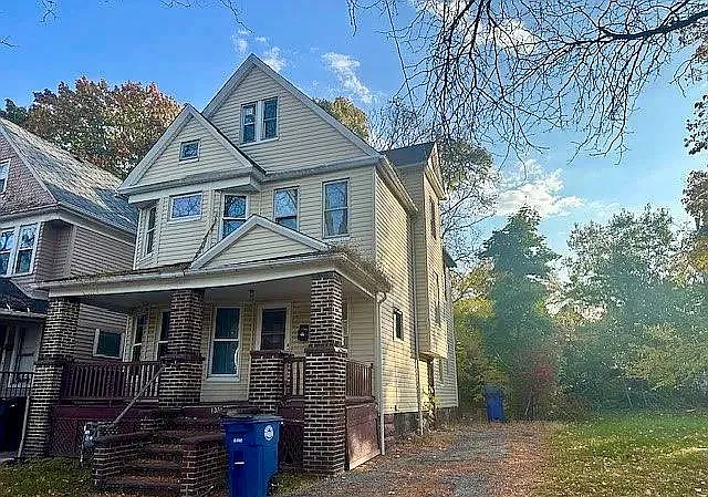 1331 E 86th St — Photo 1