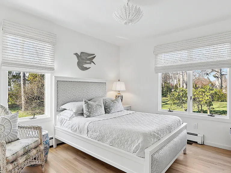 635 Water Mill Towd Rd — Photo 5