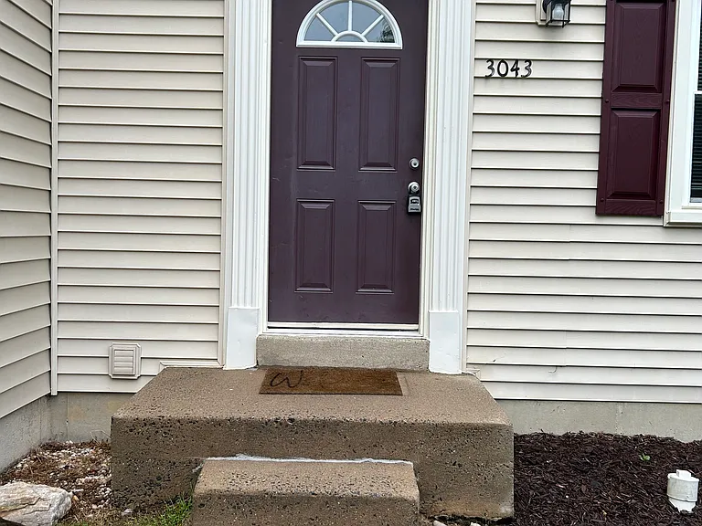 3043 Talking Rock Dr — Photo 2