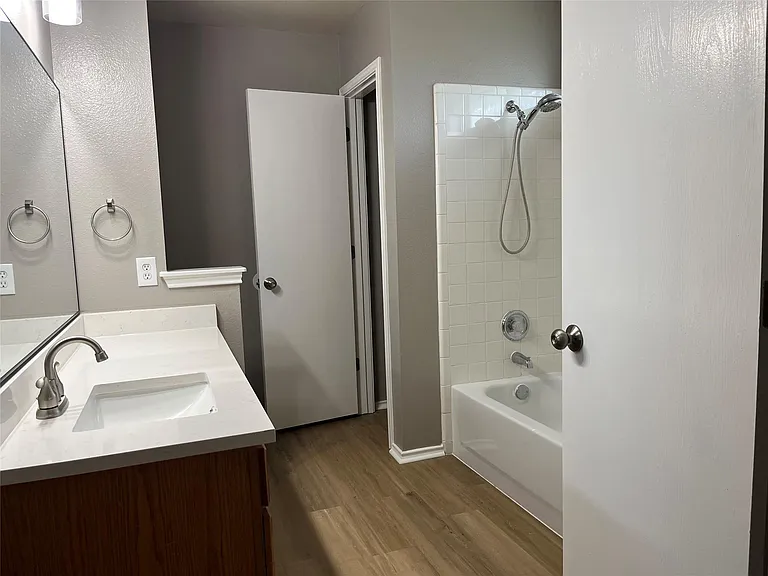 15106 Chamberlain Ct — Photo 16
