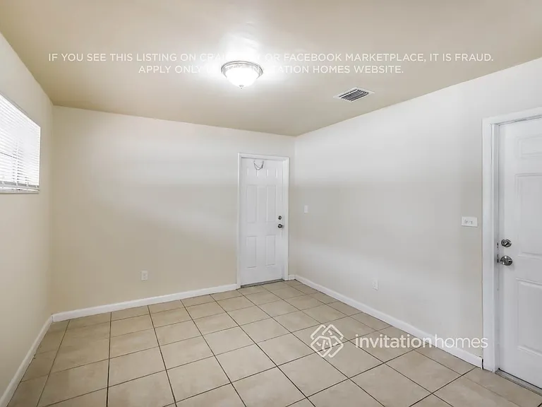 4641 NW 7th Dr — Photo 13