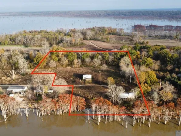 359 Lake Side Ln, Woodville, MS 39669