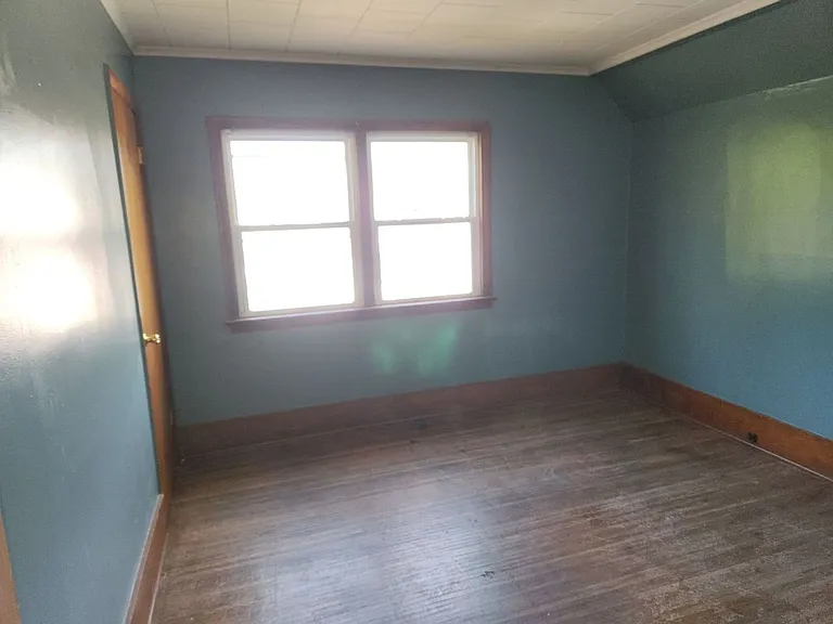 96 Cameron St — Photo 12