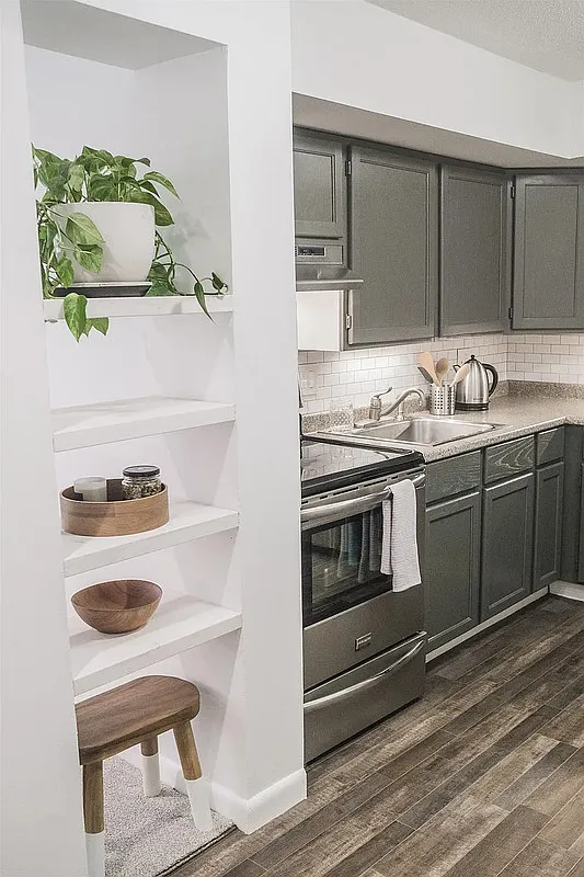 1 bed, 1.0 bath, 572 sqft, $2,000 — Photo 3
