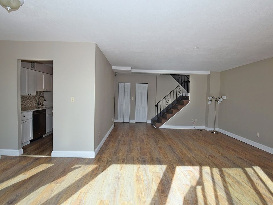 1st image of 235 W Park Ave