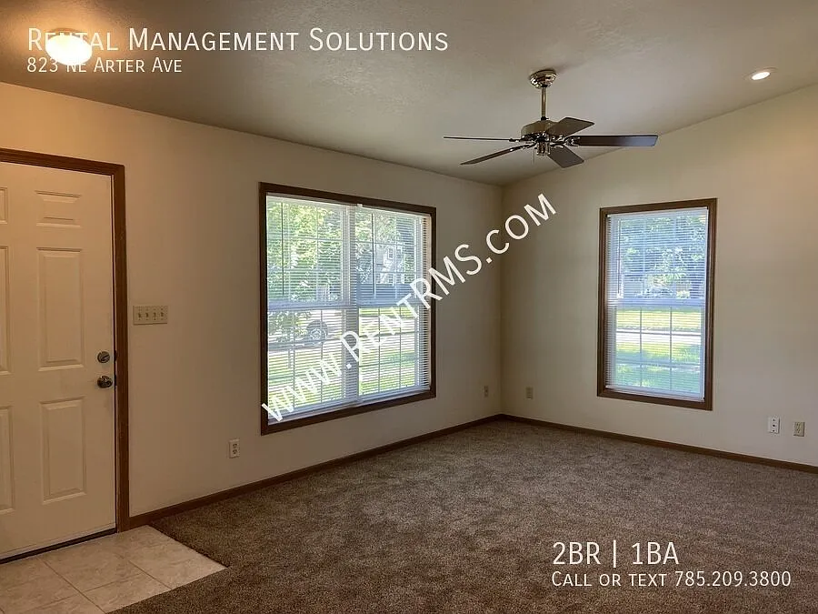 **Oakland Area Duplex* 823 Ne Arter Ave- 2 Bed/1 Bath — Photo 2