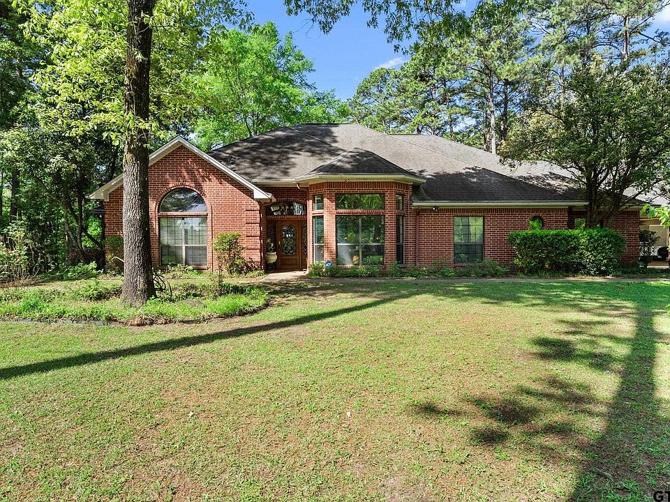 1st image of 19132 Falls Creek Dr