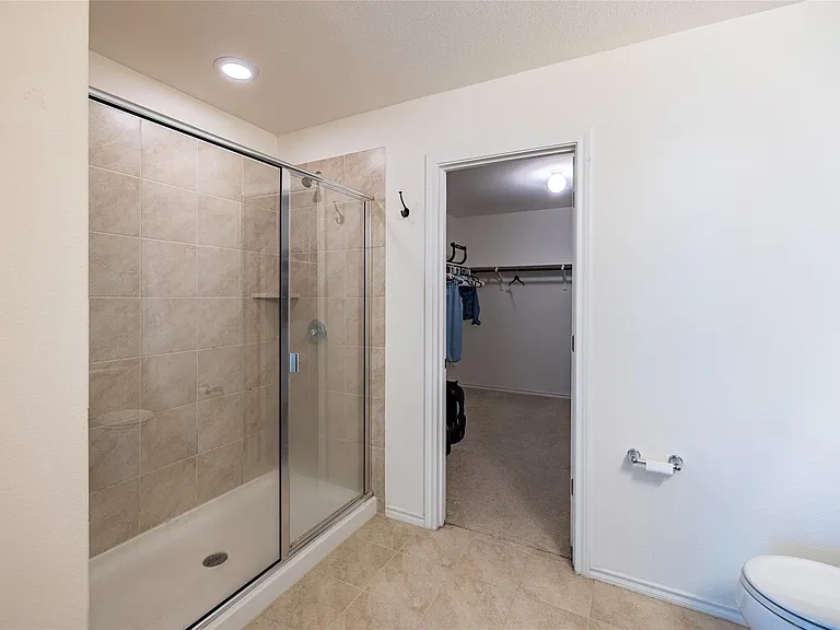 6300 Routenburn St — Photo 32