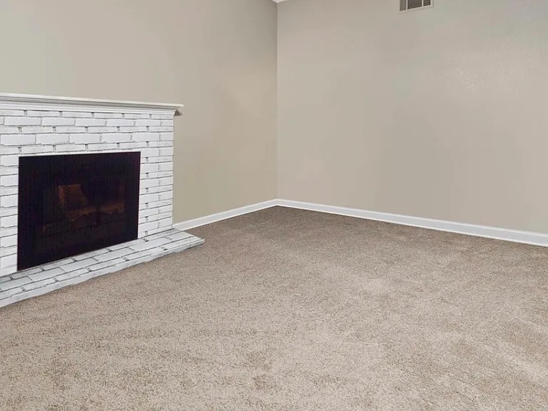 43146 22nd St W — Photo 3