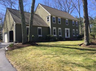 8 Cargill Rd, Cumberland, RI 02864