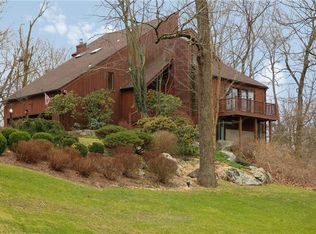 1 Tanglewild Pl, Chappaqua, NY 10514