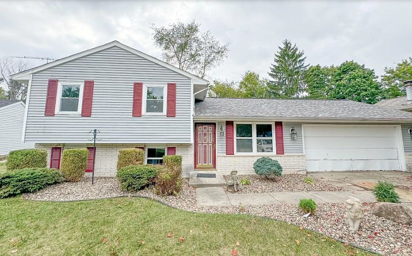 1st image of 1110 Park Ct