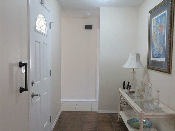 4th image of 4610 Balmoral Dr
