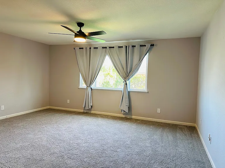 1728 Blackbird St — Photo 17