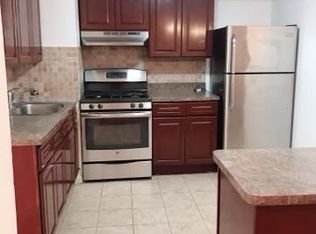 42-16 235th St FLOOR 3, Little Neck, NY 11363