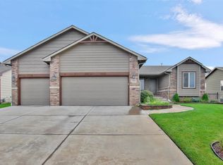 13810 W Ridgepoint St, Wichita, KS 67235