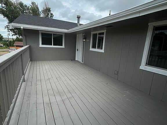 3rd image of 625 12th Ave