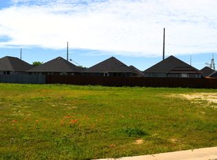 317 Preston Rd, Mabank, TX 75147