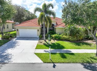 2905 Fairways Dr, Homestead, FL 33035