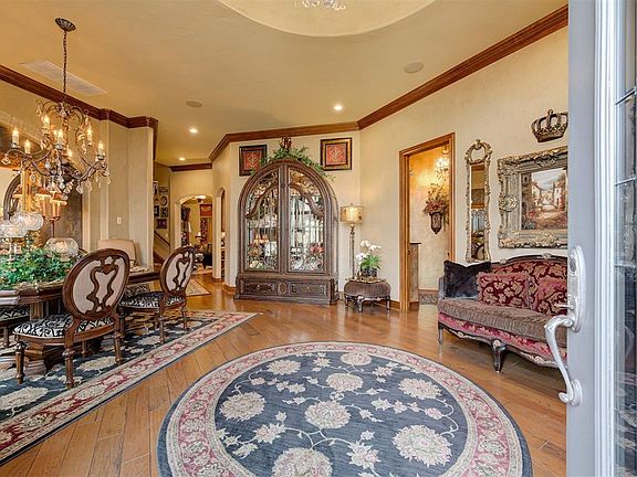 5th image of 12601 Saint Lukes Ln
