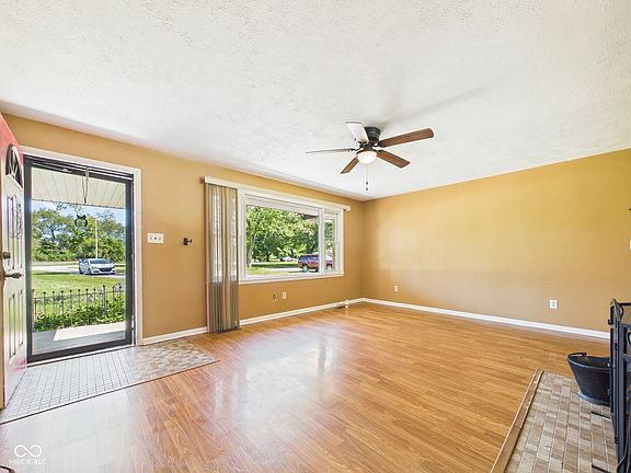 4th image of 3023 E County Road 67