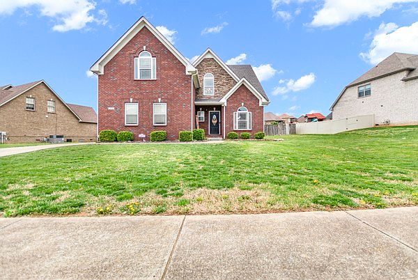 1st image of 974 Terraceside Cir