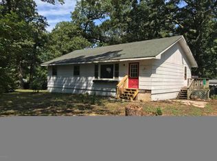 13151 Fedde Ave, New Buffalo, MI