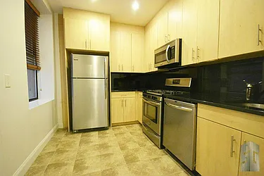 Rented by Skyline Group Real Estate