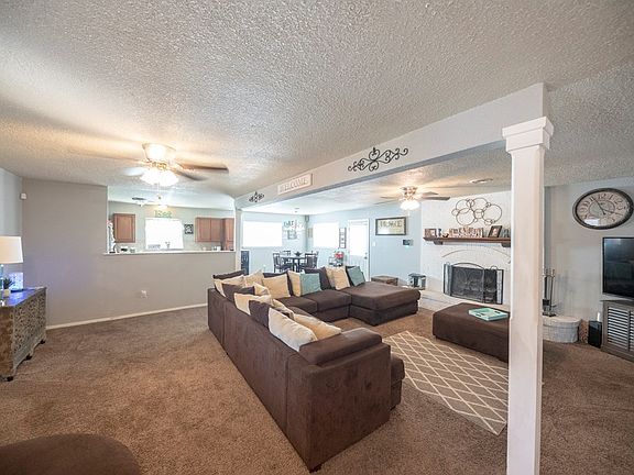 4th image of 3513 Oakwood Dr