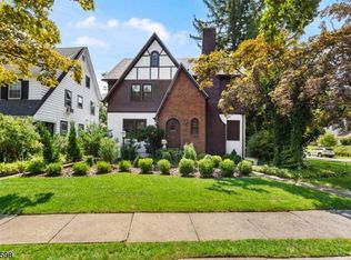 354 Washington St, Glen Ridge, NJ 07028