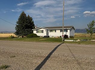 998 Mountain Rd, Grace, ID 83241