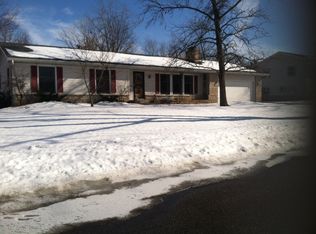 4112 Barton Ln, Fort Wayne, IN 46815