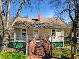 22 Jones St, Greenville, SC 29611