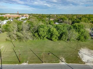 105 Wyatt St, Waxahachie, TX 75165