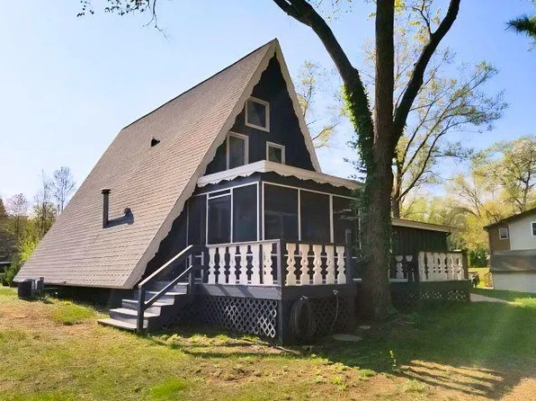 N6658 E Chicawatha Ct, Shawano, WI 54166