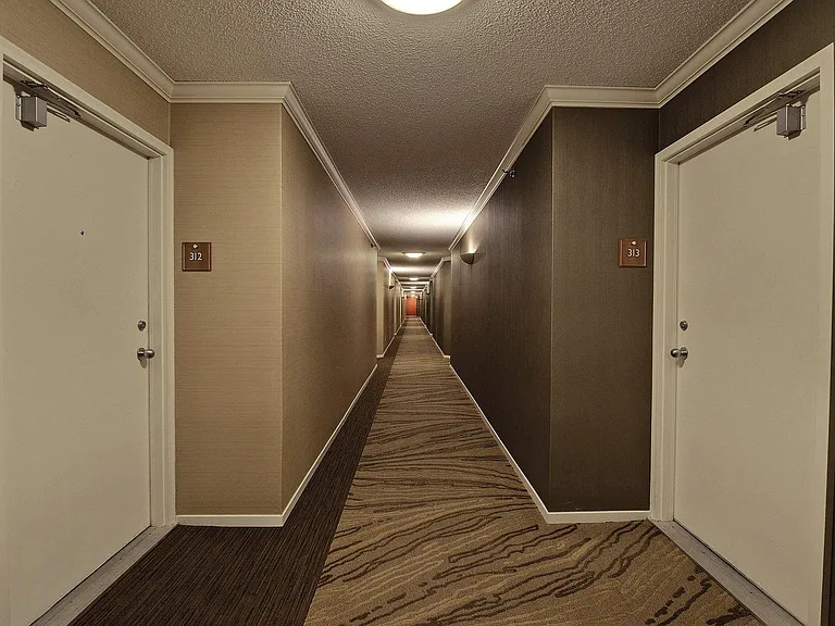 121 Washington Ave S #1016 — Photo 3