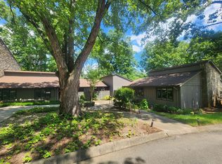 205 Crowfields Dr, Asheville, NC 28803