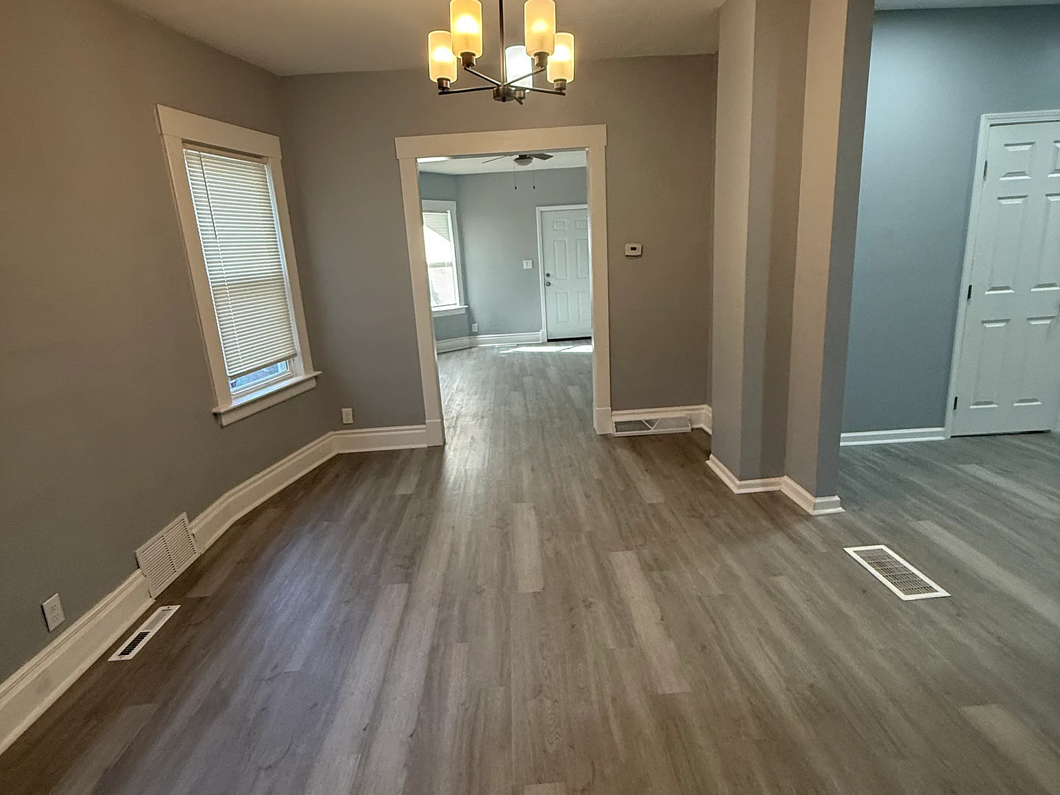 4 bed, 1.5 bath, 1360 sqft, $1,250 — Photo 1