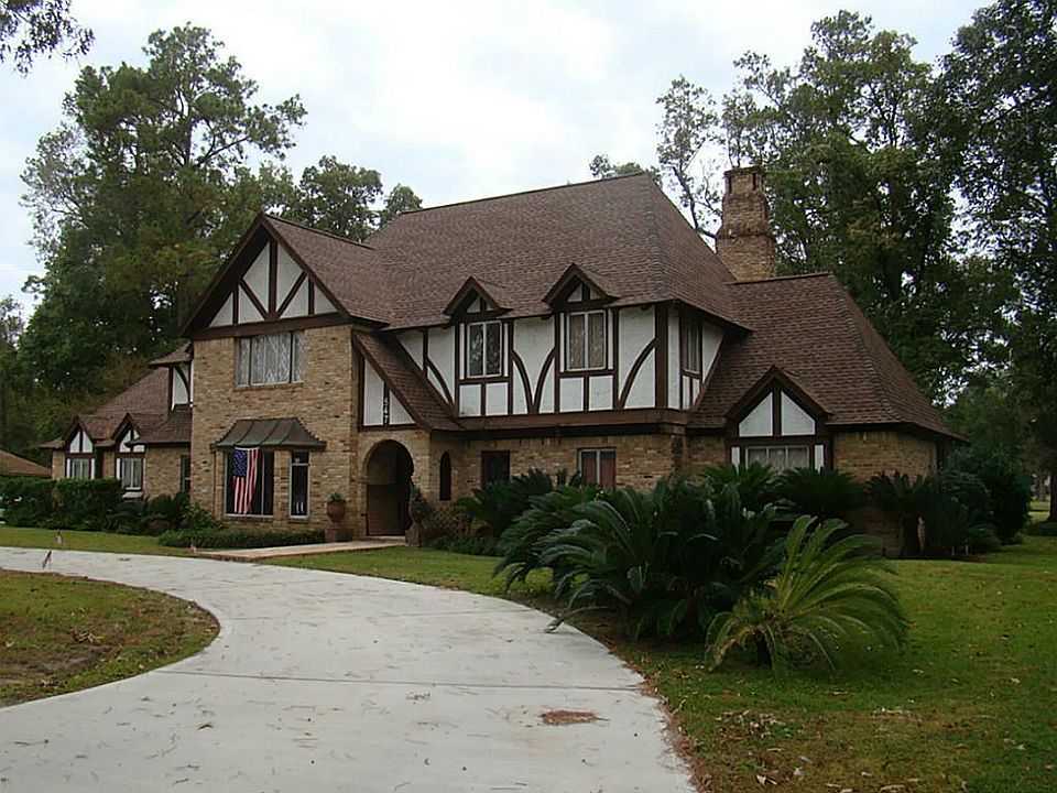 1st image of 547 River Plantation Dr