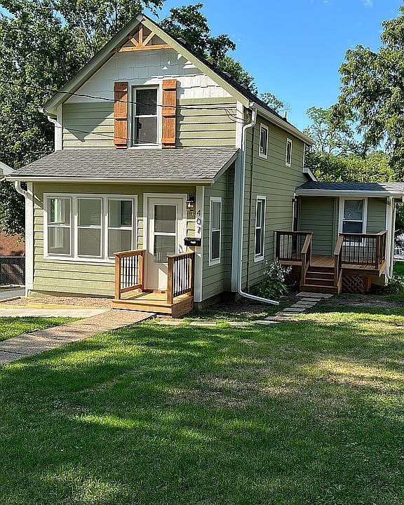 1st image of 407 Lacona Ave