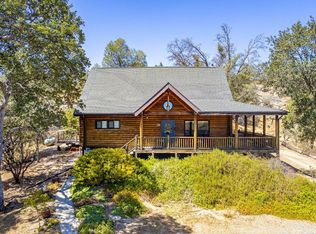 32740 River Knolls Rd, Coarsegold, CA 93614