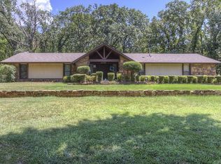 420 Timbercrest Rd, Catoosa, OK 74015